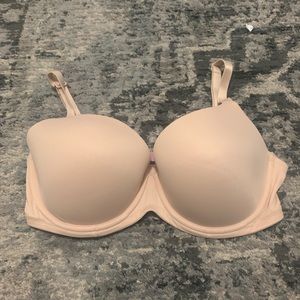 PINK Victoria’s Secret bra